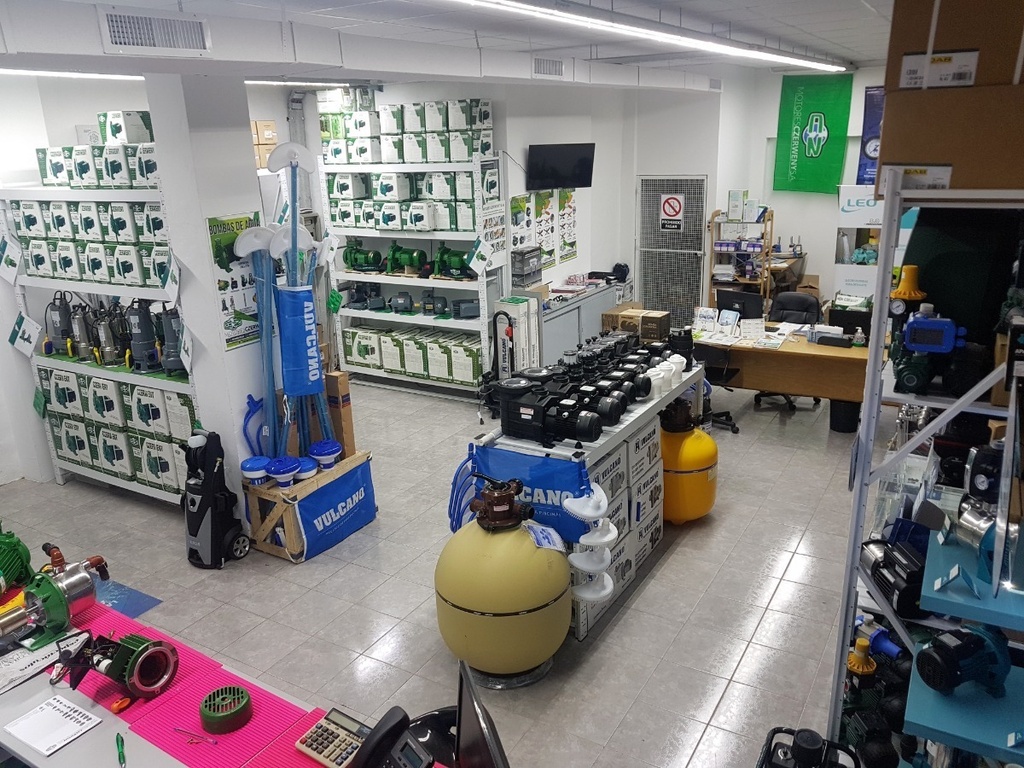 BOMBA CENTRIFUGA BRIDADA MOTORARG MODELO BCM 335N - 3,5 HP - ELEVA 46 MTS - 380V